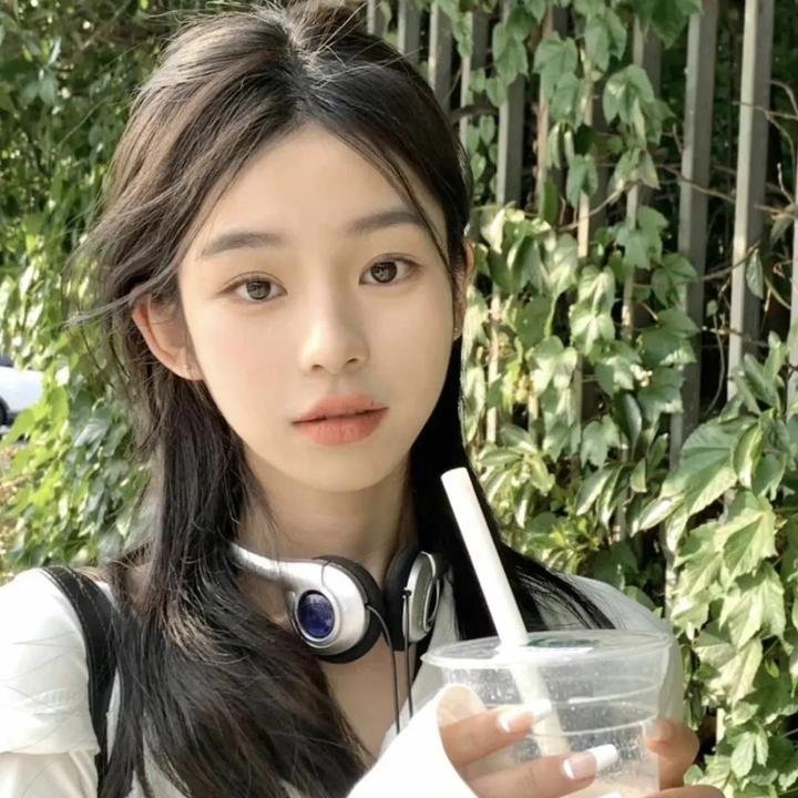 孪生国王与情剑 在线观看